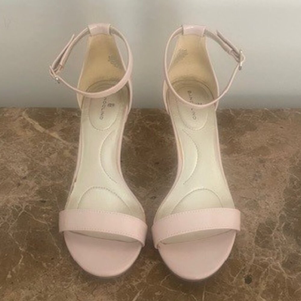 Bandolino Madia Nude Patent Leather Ankle Strap Kitten Heel Sandals – Size 7 - Picture 3 of 12